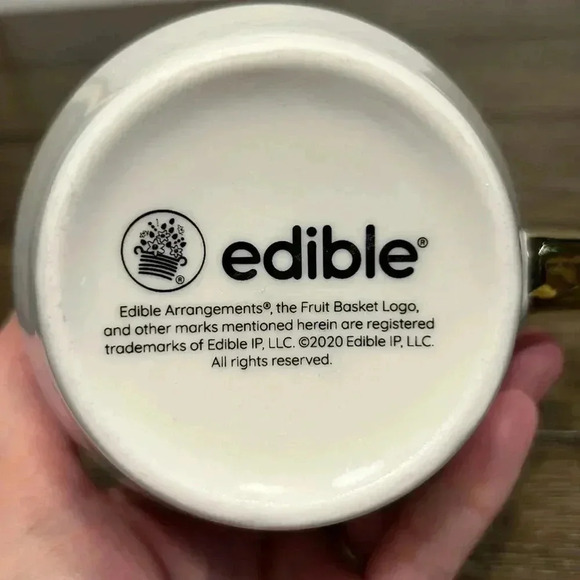 Edible Arrangements Valentine Red Pink Geometric Hearts Large Mug, Gold Handle - Picture 5 of 5